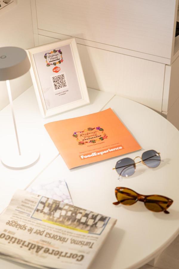 Resilienza Tropical Apartments & Room Porto Sant'Elpidio Luaran gambar